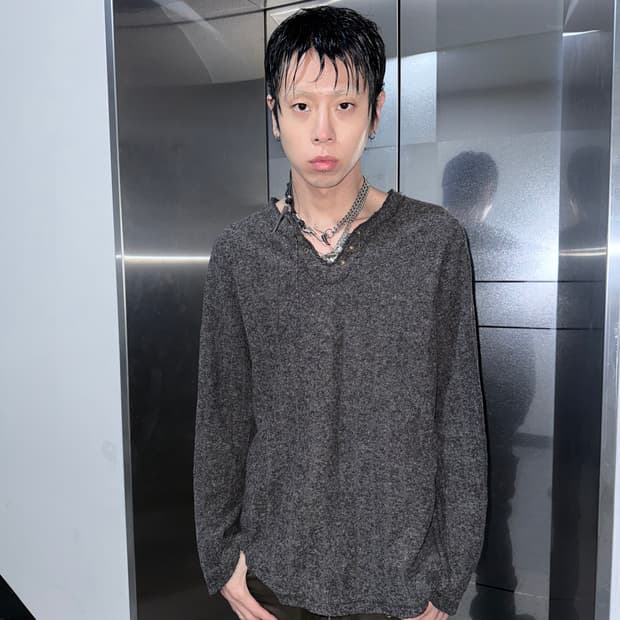 chain henley neck kni