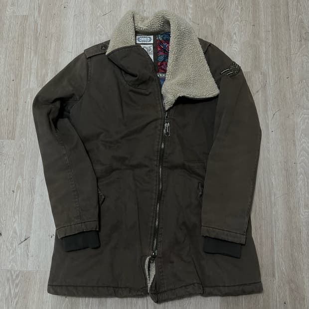 빈폴 진스 여성 양털카라 와펜 야상자켓 점퍼 [브라운] S/90