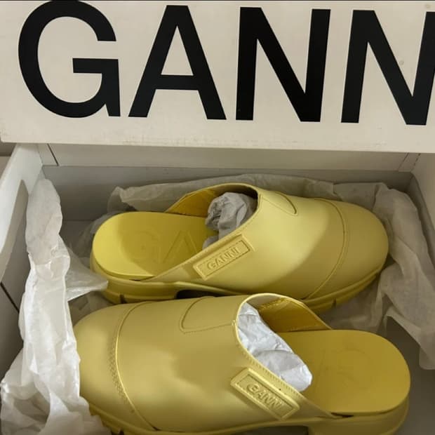 새상품) GANNI 가니 뮬 슬리퍼