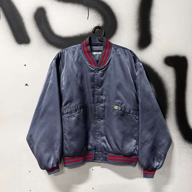 VTG 빈티지 올드스쿨 실버 배색 퀼팅 사틴 바시티 자켓