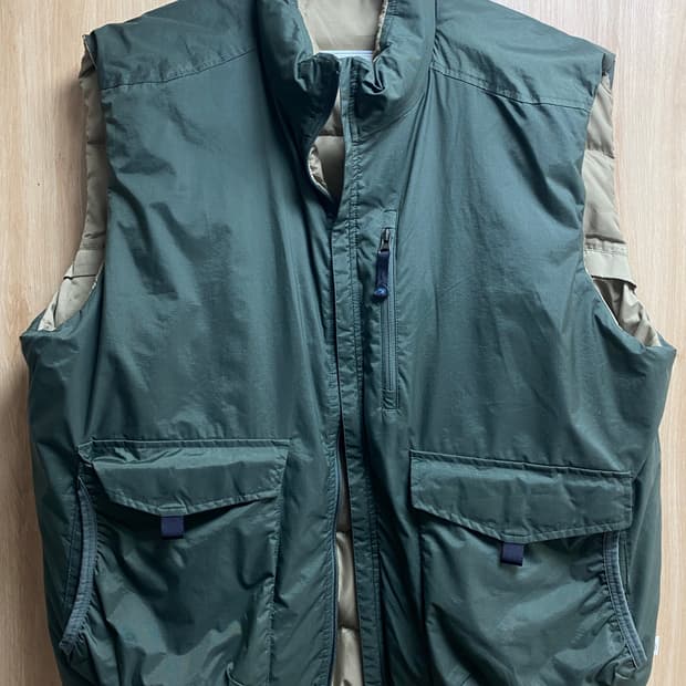 Nike acg 구스다운 양면 패딩 베스트