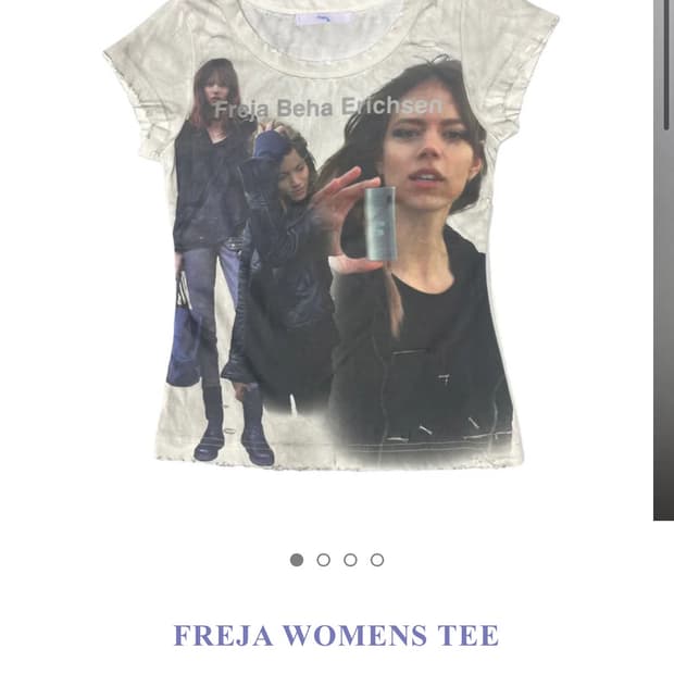 Praying Freja womens tee