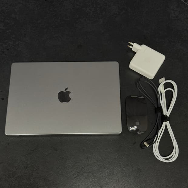 애플 맥북 프로 M1 스페이스 그레이 14인치