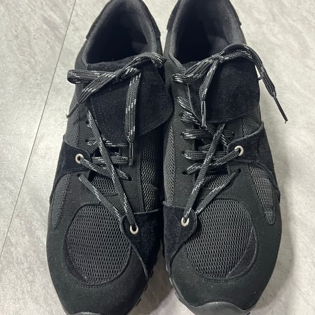 네거티브 쓰리 블랙 스니커즈 280mm