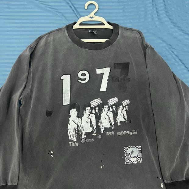 도넛리벤지 롱슬리브 2사이즈