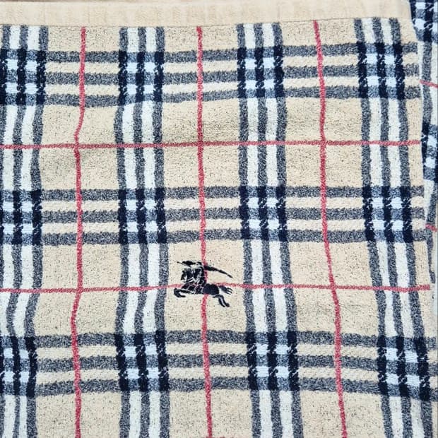 버버리 클래식 노바체크 블랑캣 이불 