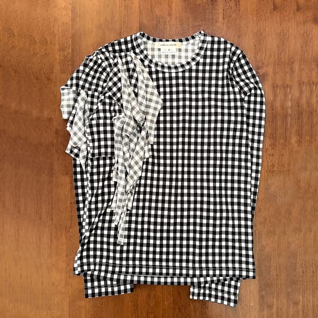 꼼데가르송 체크 드레이프 탑 슬리브