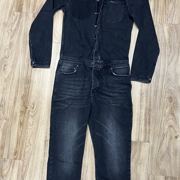 아소스 흑청 데님 점프수트 