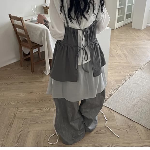 로컬맨션 paper back slit sleeveless top