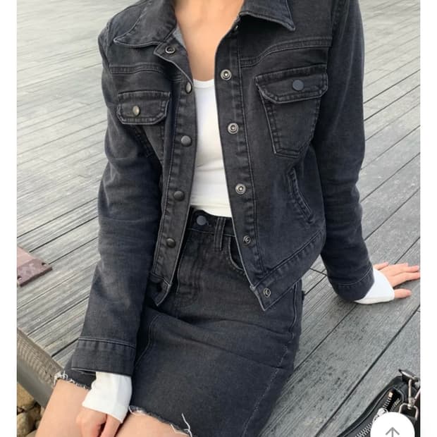 타임라인서울 흑청 데님 자켓