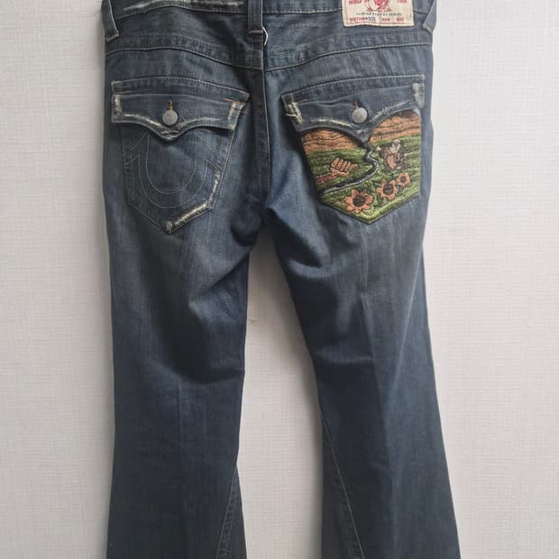 34) 트루릴리전 조이 #803 부츠컷 데님 팝니다