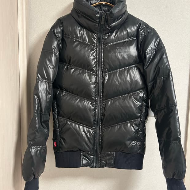 리바이스 블랙 숏패딩
