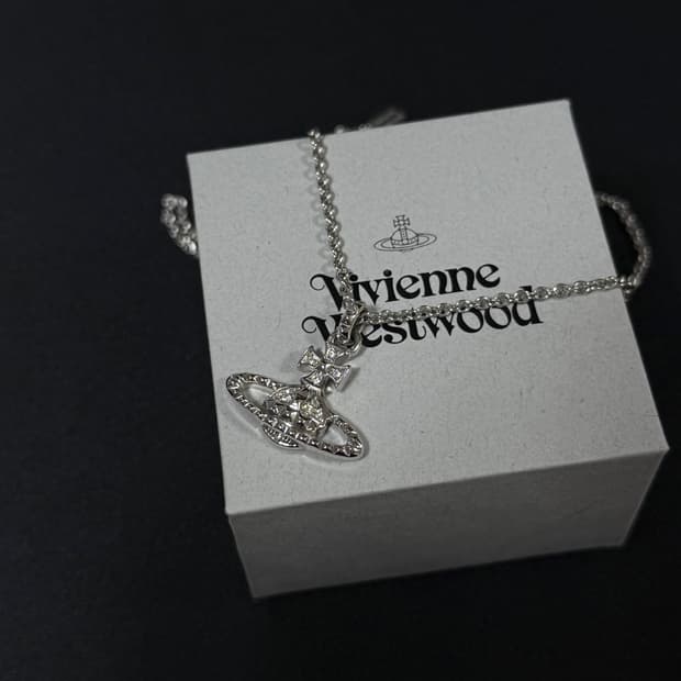 비비안웨스트우드 목걸이 mayfair bas relief pendant
