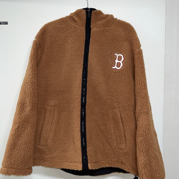 MLB 양면 털자켓