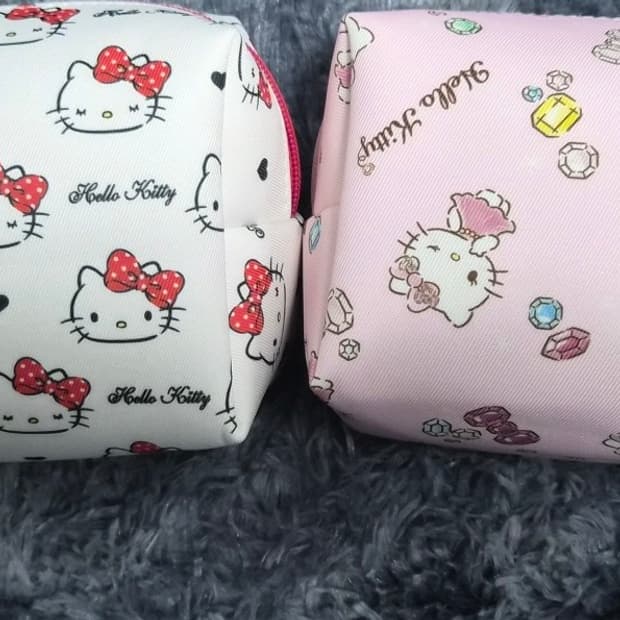 헬로키티 파우치 새상품