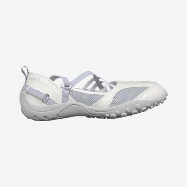 오호스 Strap Embossed Toe Shoes lvory 230