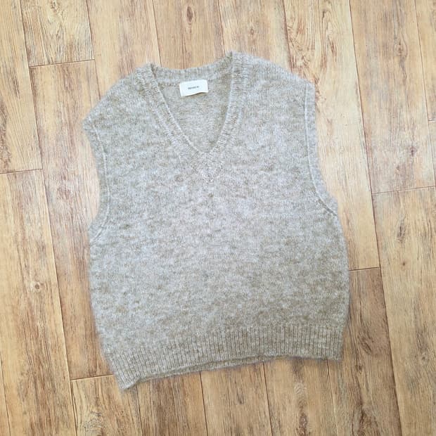 브런치(BRUNCH) 키드모헤어 베스트니트 프리사이즈 새상품