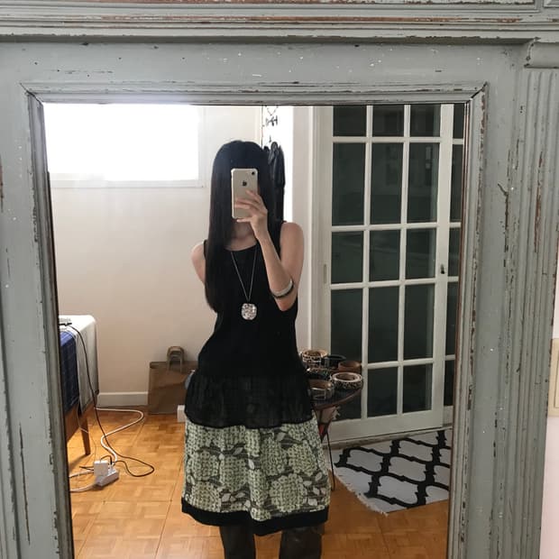 vintage frill sleeveless