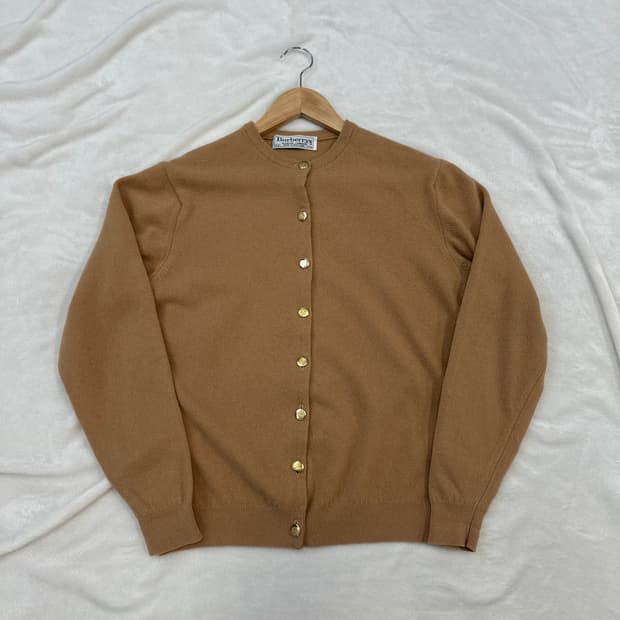 (42)버버리 금장단추 램스울 가디건 베이지