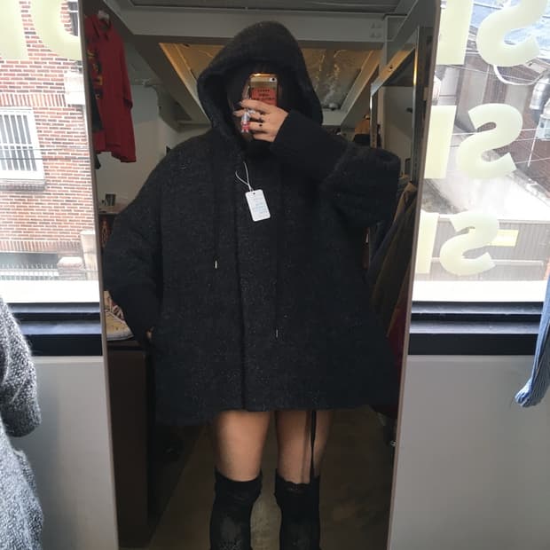 BACCA 투모로우랜드 케이프 형식 울 알파카 혼방 롱립 후드 자켓