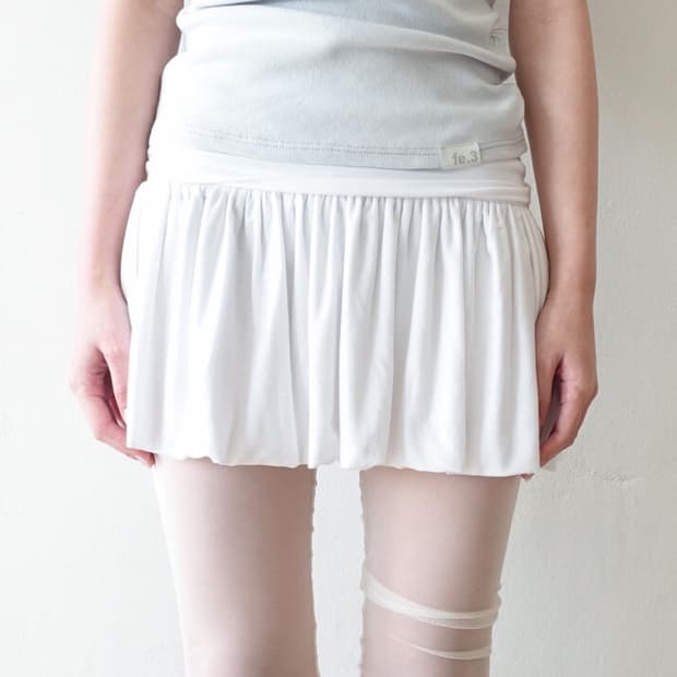샵페어리 yuzu skirt (white)