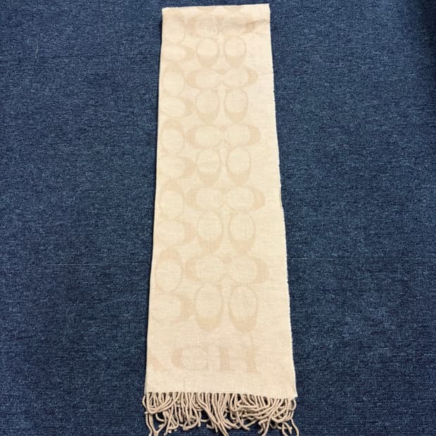 코치 시그니처 머플러