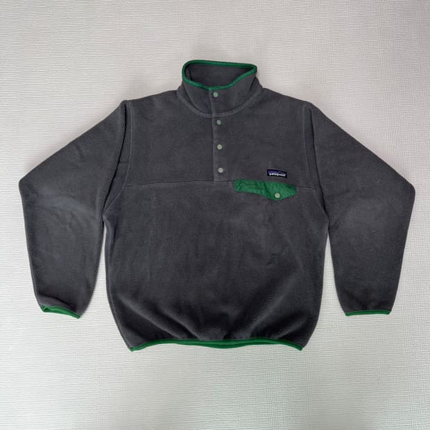 파타고니아 신칠라 그레이 그린