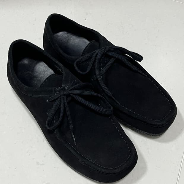 [260] GU 모카신 클락스