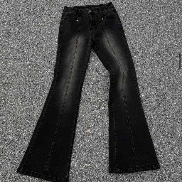 헬레네파리스 부츠컷 데님팬츠