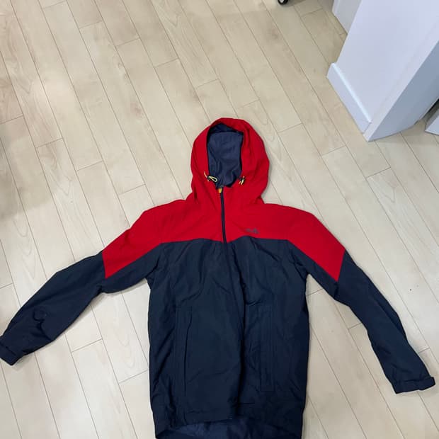 Ellesee 바람막이, 자켓