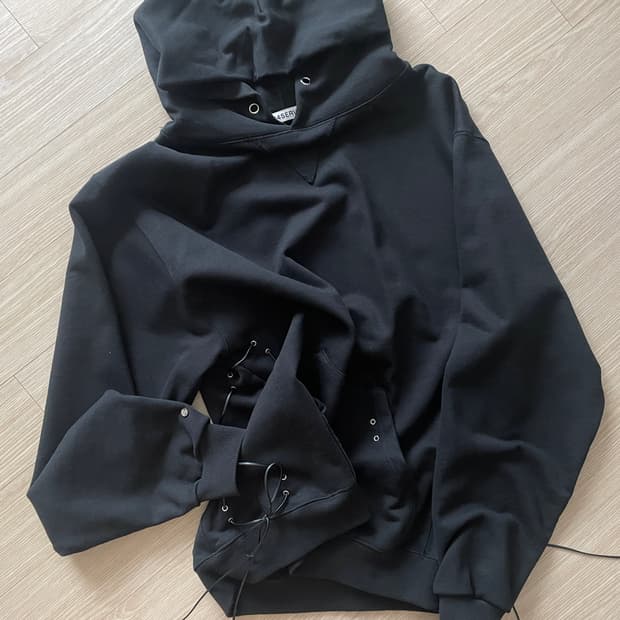 604 service 아일렛 레이스업 후드티