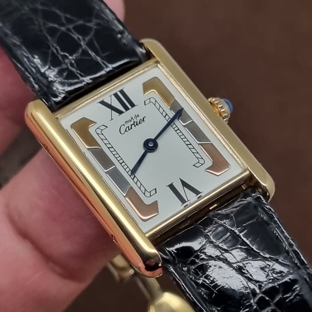 까르띠에 카리나 시계