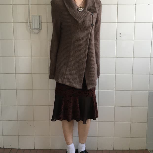 Drape point knit cardigan