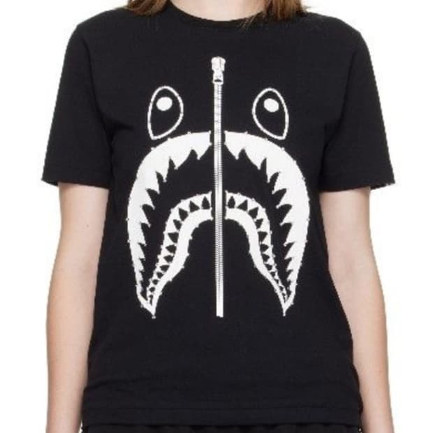 베이프 샤크 크리스탈 핑크 스톤 반팔(택o)