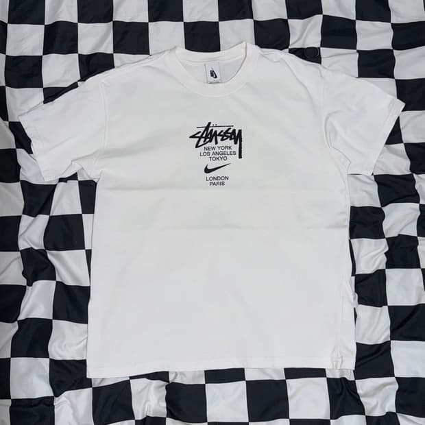 나이키 스투시 월드투어 티