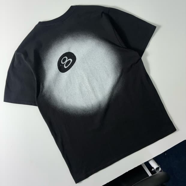 Stussy  스투시 8볼 페이드 블랙 반팔티셔츠 