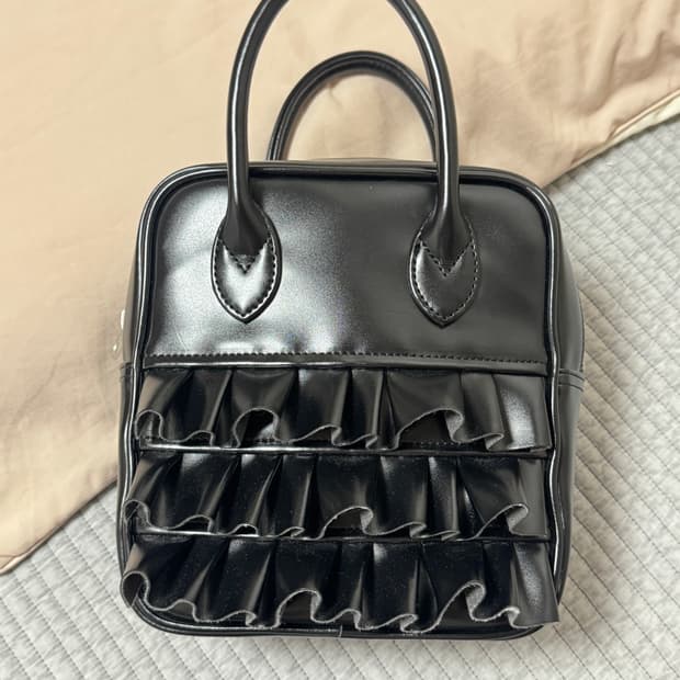 꼼데가르송 걸 러플 프릴백 더플백 토트백