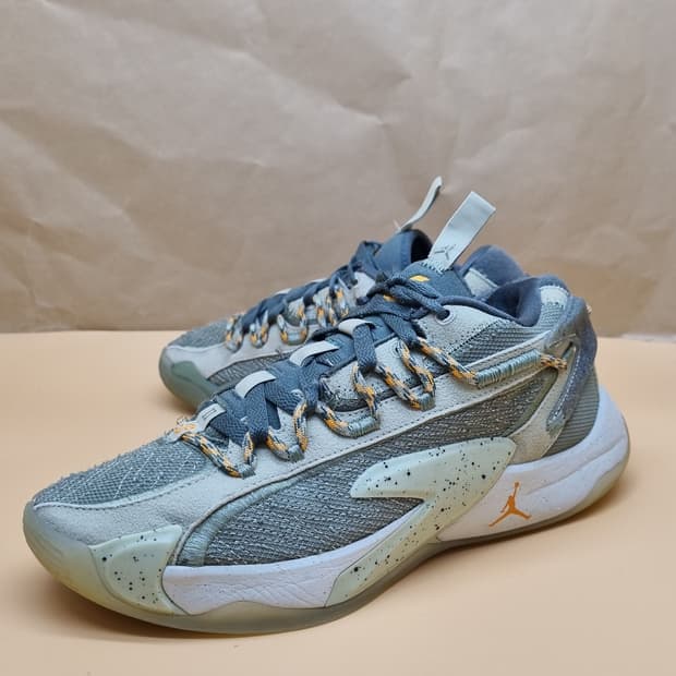 나이키 조던 루카2 올리브 농구화 255.