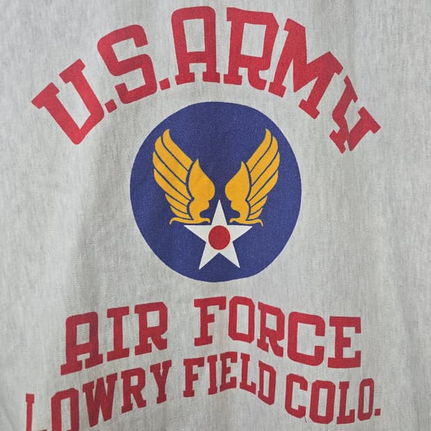 아웃스탠딩 U.S. ARMY 맨투맨 L