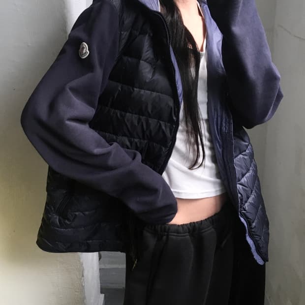 Moncler 몽클레어 네이비 후드 경량 니트 집업