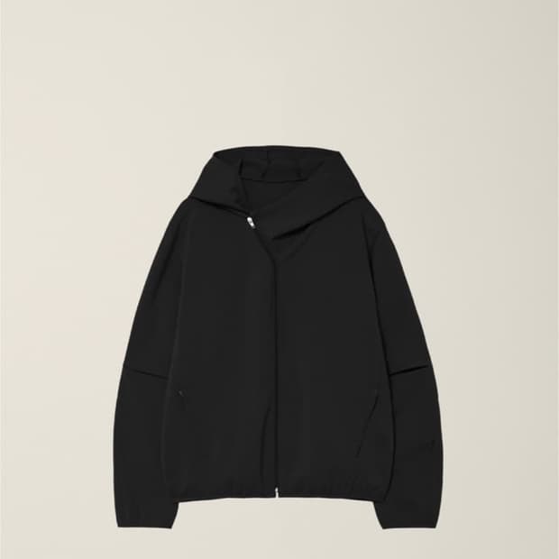 구매) EE 누마레 CUT-OUT SLEEVE HOODED ZIP
