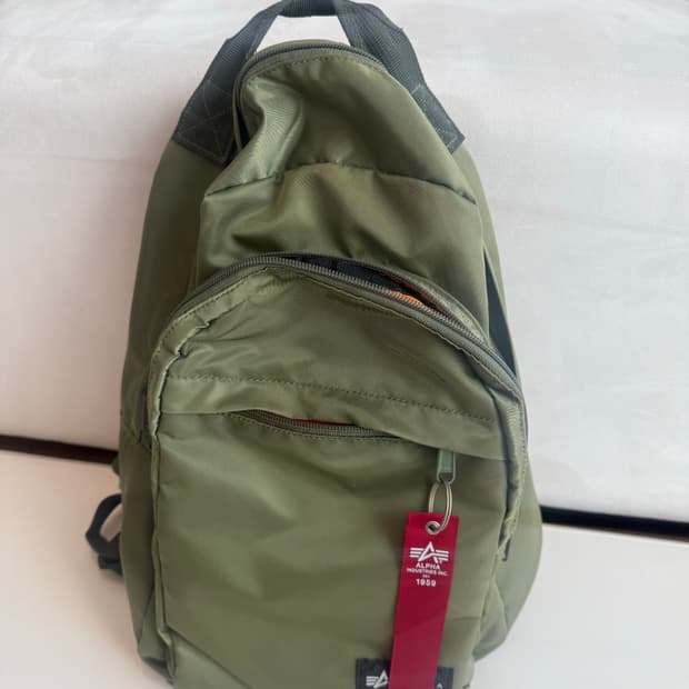 알파인더스트리 백팩 올리브 V.GREEN