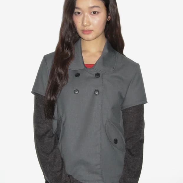 라운드 카라 더블 버튼 니트 레이어드 클래식 숏 코트 자켓 차콜