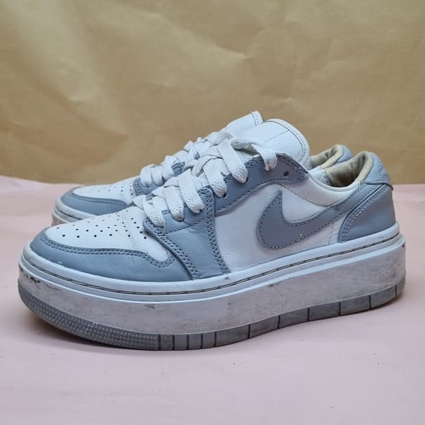 나이키 에어조던1 울프그레이 운동화 235