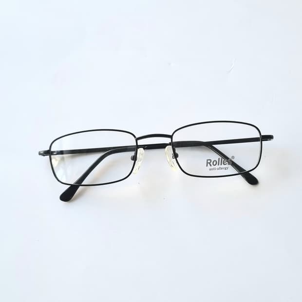 데드스탁 클래식한 블랙 스퀘어 디자인 안경테 664