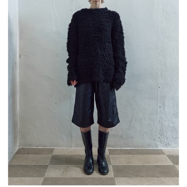 오버사이즈 퍼지 스웨터 (블랙) 