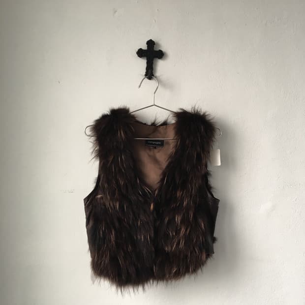 Fur vest