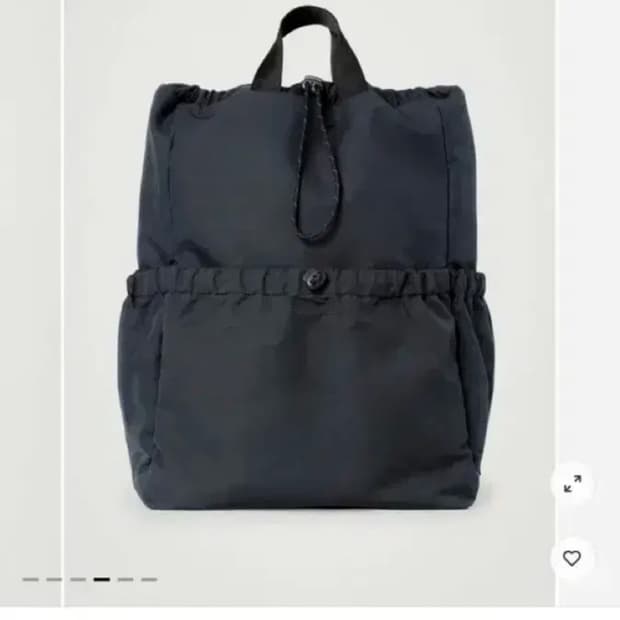 코스(COS) 드로우코드 나일론 백팩