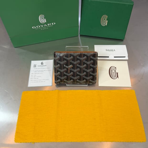 [리오브] 고야드 클래식 블랙 빅투아르 반지갑