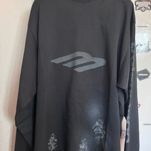 발렌시아가 워싱 롱슬리브(2사이즈)